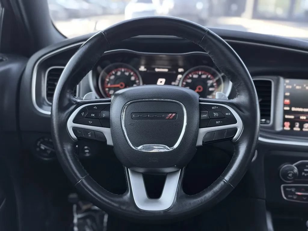 Used 2015 Dodge Charger SXT w/ AWD Plus Group image 14