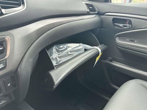 New 2025 Honda Ridgeline RTL image 19