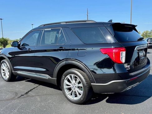 Used 2020 Ford Explorer XLT w/ Equipment Group 202A AWD/4WD image 5