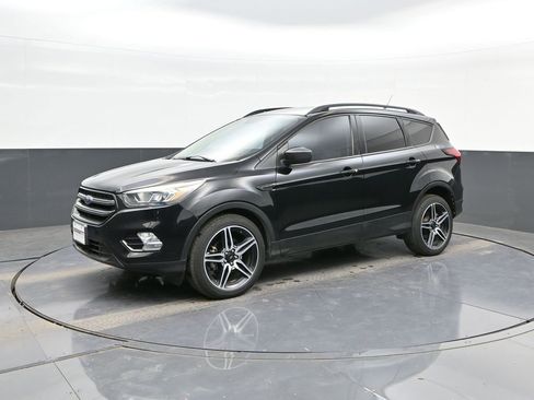 Used 2019 Ford Escape SEL image 30