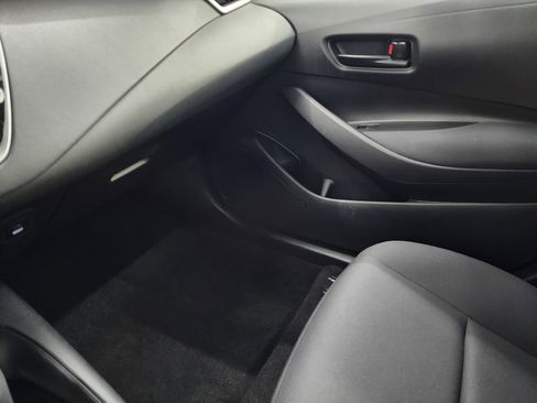 Used 2024 Toyota Corolla LE image 11