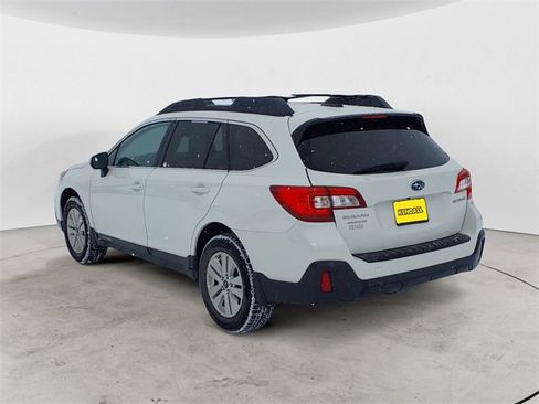 Used 2019 Subaru Outback 2.5i Premium w/ Popular Package #2 image 3