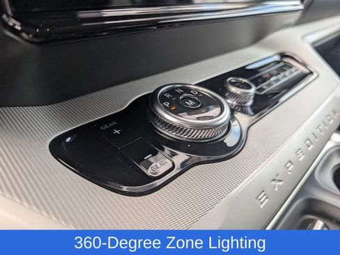 Used 2025 Ford Expedition Active AWD/4WD image 21