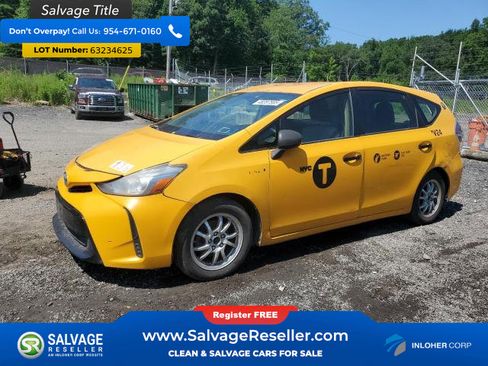 Used 2016 Toyota Prius V Two image 1