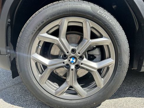 Used 2024 BMW X3 xDrive30i w/ Convenience Package AWD/4WD image 32