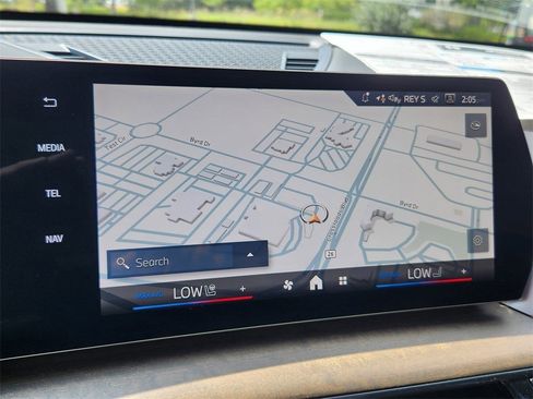 Used 2025 BMW X1 M35i w/ Premium Package image 13