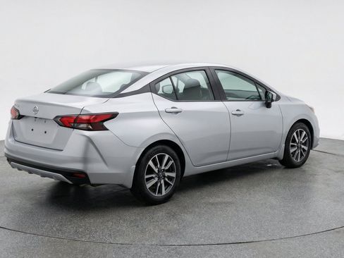 Used 2025 Nissan Versa SV FWD image 9
