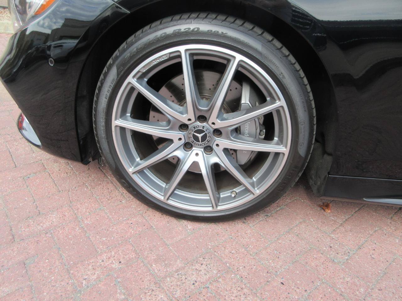 Used 2020 Mercedes-Benz S 560 4MATIC Coupe w/ AMG Line Exterior image 71