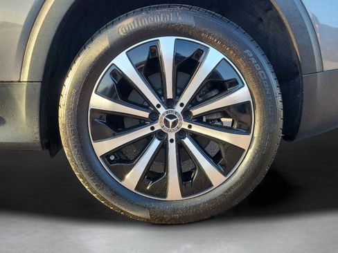 Used 2021 Mercedes-Benz GLB 250 image 7