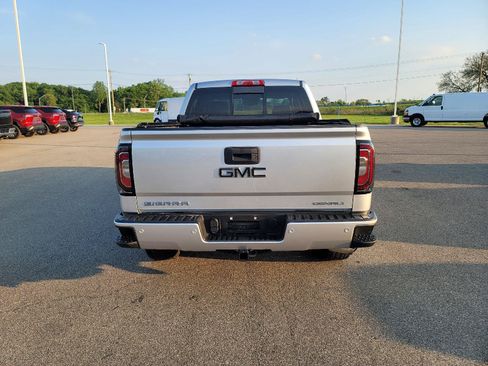 Used 2018 GMC Sierra 1500 Denali w/ Denali Ultimate Package AWD/4WD image 6