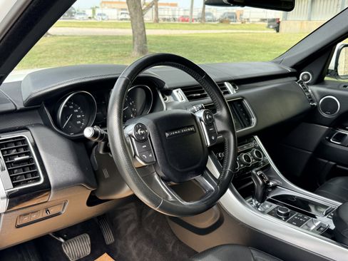 Used 2016 Land Rover Range Rover Sport HSE AWD/4WD image 17