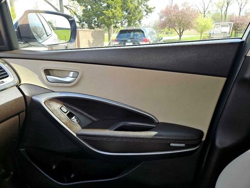 Used 2017 Hyundai Santa Fe Sport image 30