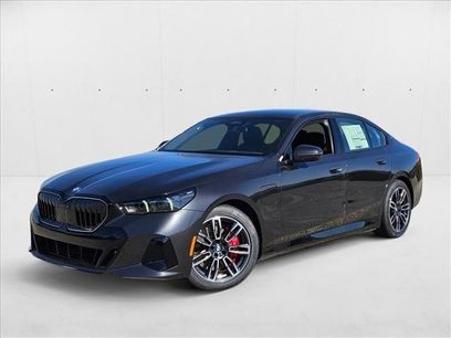 New 2026 BMW 550e xDrive w/ Premium Package