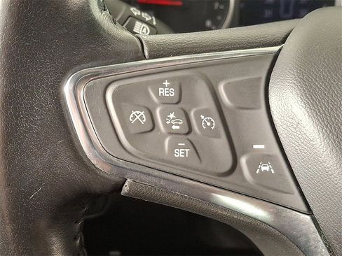 Used 2021 Chevrolet Equinox LT image 21