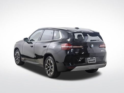 Used 2025 BMW X3 xDrive30i w/ Premium Package AWD/4WD image 3