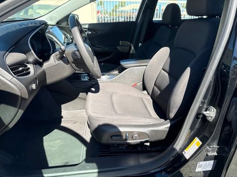 Used 2023 Chevrolet Malibu LT FWD image 21