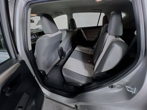 Used 2014 Toyota RAV4 LE image 29