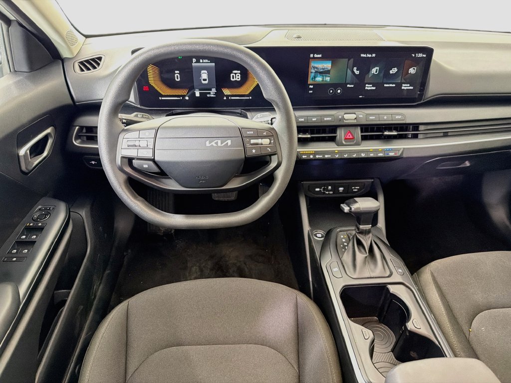 Used 2026 Kia K4 FWD image 25