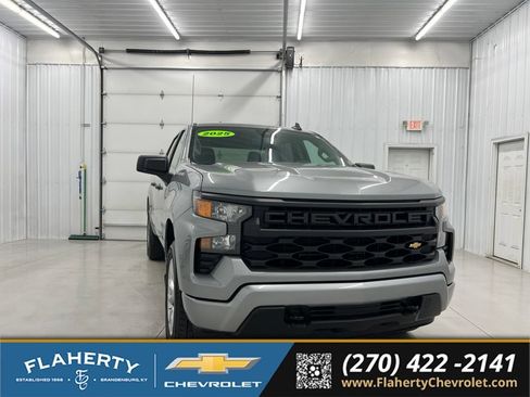 Used 2025 Chevrolet Silverado 1500 Custom AWD/4WD image 1