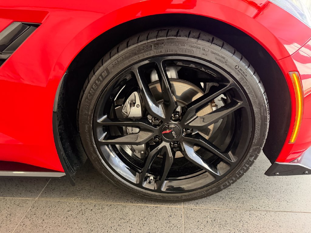 Used 2019 Chevrolet Corvette Stingray Coupe w/ 2LT Preferred Equipment Group RWD image 13