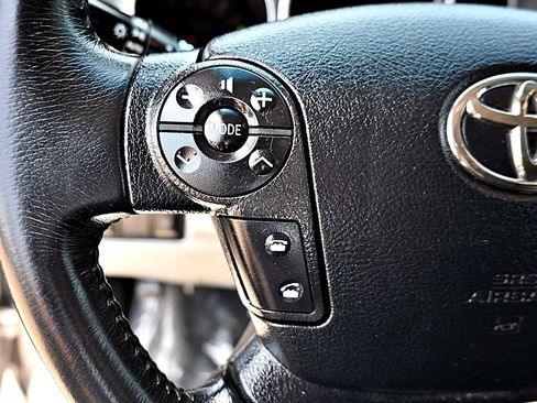 Used 2012 Toyota Sequoia Limited image 18