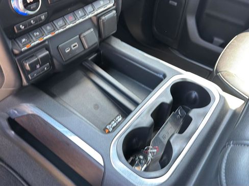 Used 2020 GMC Sierra 1500 SLT w/ SLT Premium Plus Package image 29