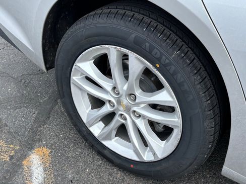 Used 2018 Chevrolet Malibu LT image 15