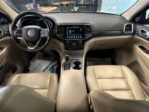 Used 2021 Jeep Grand Cherokee Limited AWD/4WD image 9