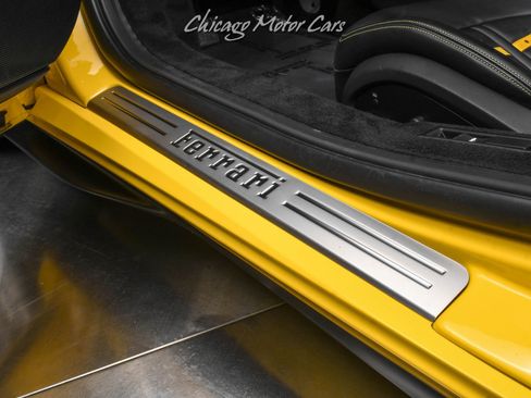 Used 2023 Ferrari F8 Tributo RWD image 28