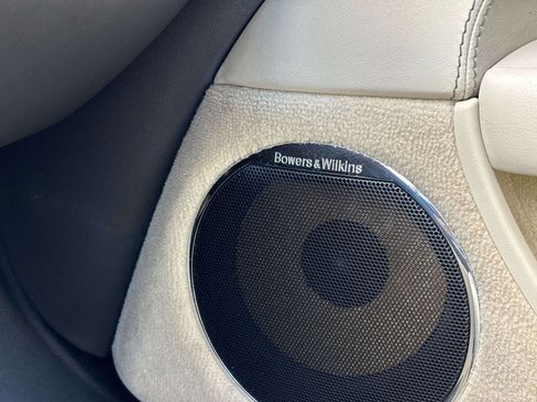 Used 2009 Jaguar XKR R RWD image 21