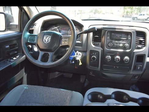 Used 2018 RAM 1500 4x4 Crew Cab w/ Protection Group image 28