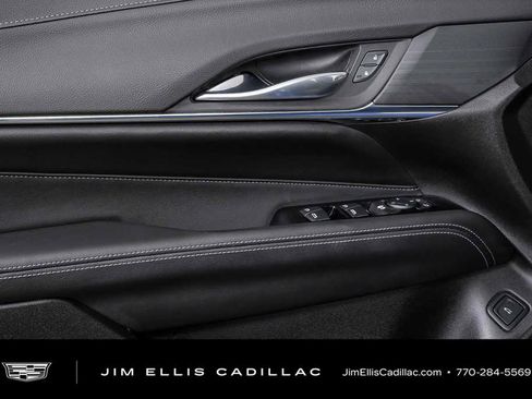 Certified 2023 Cadillac CT4 Luxury w/ Cold Weather Package AWD/4WD image 6
