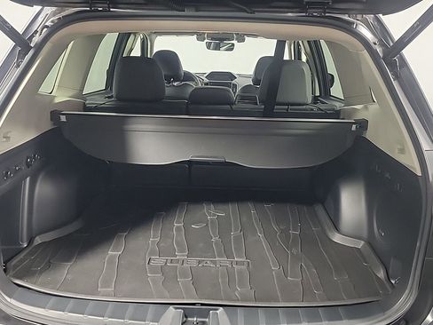 Used 2019 Subaru Forester Touring image 9