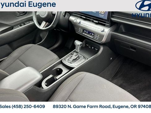 Used 2024 Hyundai Kona SEL image 21