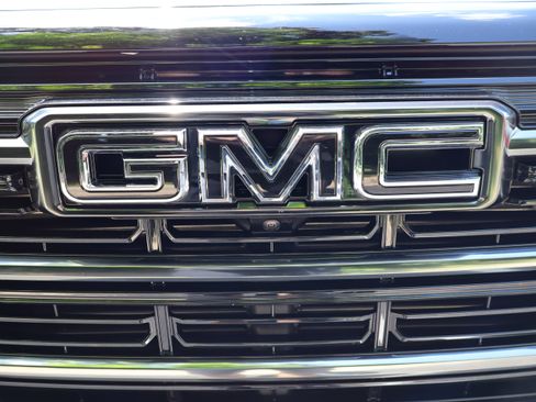 Used 2026 GMC Terrain AT4 w/ Convenience Package III AWD/4WD image 51