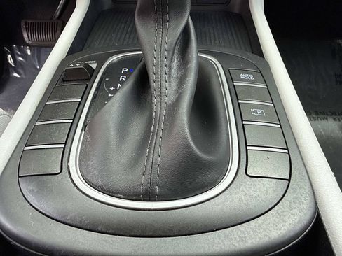Used 2024 Hyundai Kona SEL FWD image 31