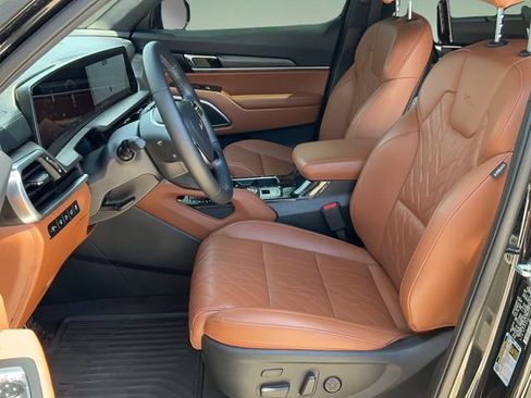 Certified 2025 Kia Telluride SX Prestige X-Line AWD/4WD image 13