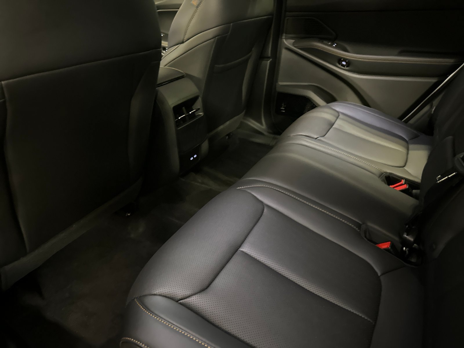 New 2026 Jeep Cherokee Limited AWD/4WD image 11