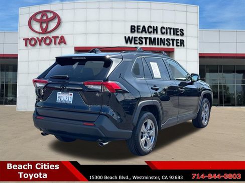 Certified 2025 Toyota RAV4 XLE FWD image 12