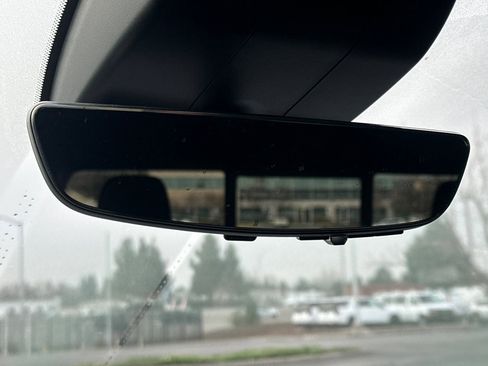 Used 2024 GMC Sierra 3500 AT4 w/ AT4 Premium Plus Package image 24