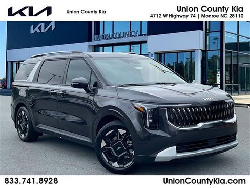 New 2026 Kia Carnival EX image 1