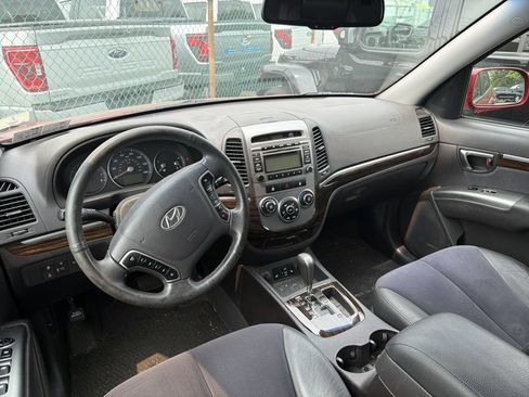 Used 2011 Hyundai Santa Fe SE AWD/4WD image 7