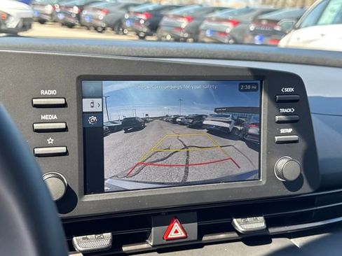 New 2026 Hyundai Elantra SEL Sport Premium FWD image 17