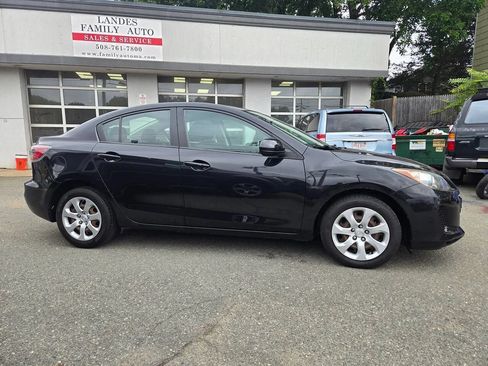 Used 2013 MAZDA MAZDA3 i Sport FWD image 27