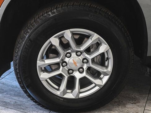 Used 2025 Chevrolet Tahoe LT image 7