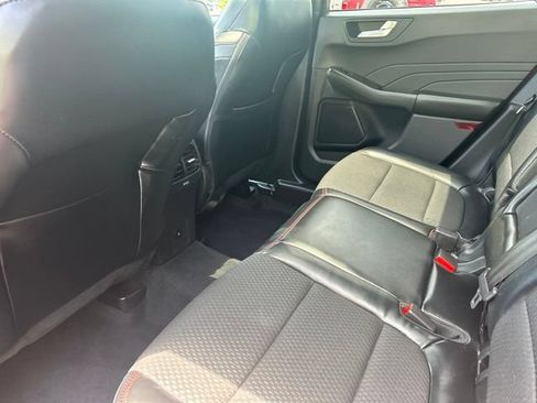 Used 2023 Ford Escape ST-Line w/ Tech Pack #1 AWD/4WD image 12