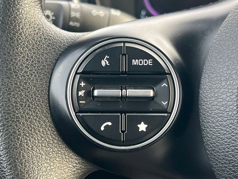 Used 2023 Kia Soul LX image 23