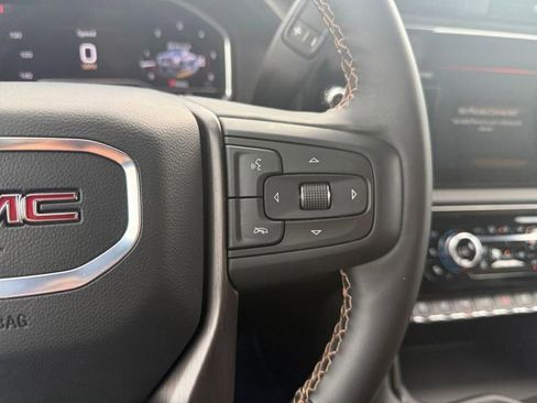 Used 2025 GMC Sierra 2500 AT4 AWD/4WD image 24