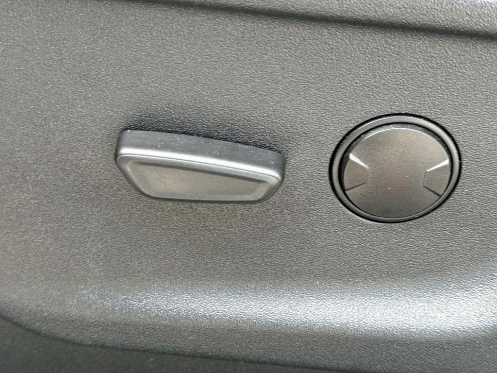 Used 2023 Ford F150 XLT AWD/4WD image 29