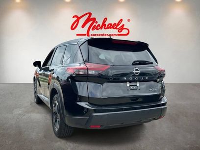 Used 2024 Nissan Rogue SV